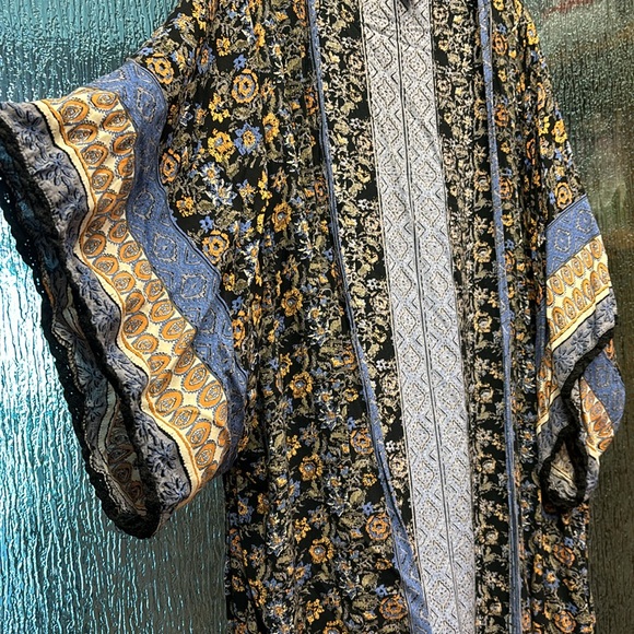 Long Light Cardigan - Picture 3 of 6